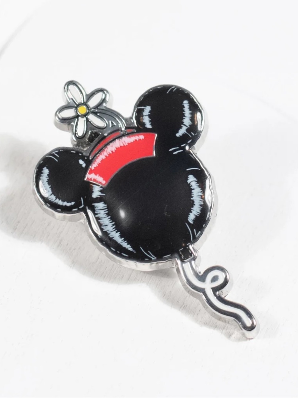 Disney Limited Edition Stitch Shoppe by Loungefly Black Minnie Mouse Balloon Pin